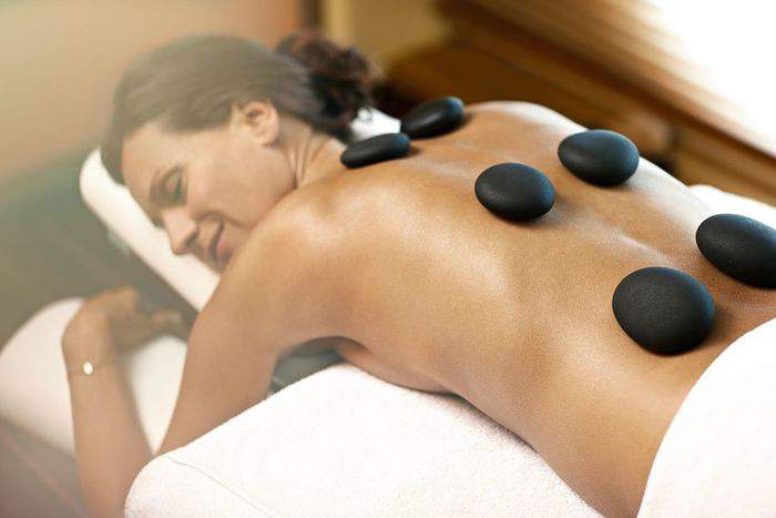 A-ROSA FLORA A-ROSA SILVA Interior Spa.jpg